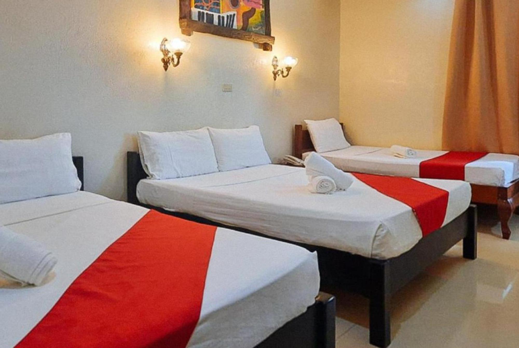 Reddoorz At New Casamila Hotel Palawan Puerto Princesa Eksteriør billede